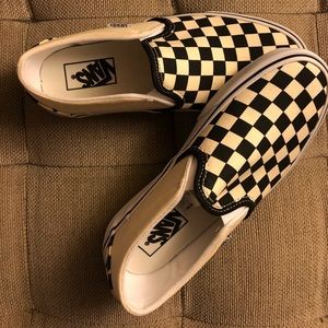 Women’s size 7 checkered vans